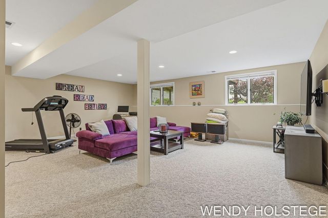 859 Creekridge Drive, Holland, MI 49423