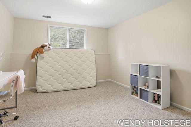 859 Creekridge Drive, Holland, MI 49423