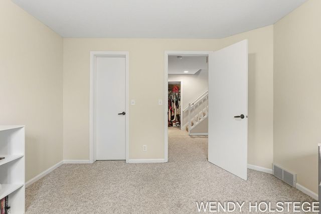 859 Creekridge Drive, Holland, MI 49423