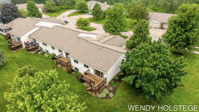 859 Creekridge Drive, Holland, MI 49423