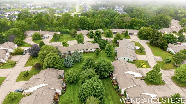 859 Creekridge Drive, Holland, MI 49423