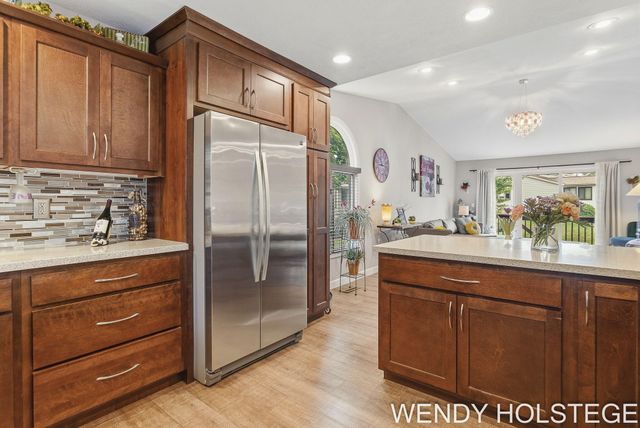 859 Creekridge Drive, Holland, MI 49423