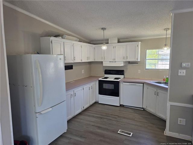 824 Blue Road, Parkton, NC 28371