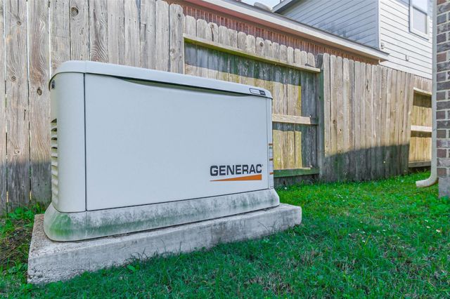 2014 Clyde Falls Drive, Richmond, TX 77469