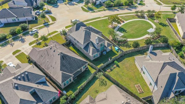 2014 Clyde Falls Drive, Richmond, TX 77469