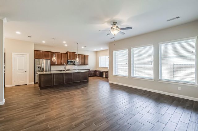 2014 Clyde Falls Drive, Richmond, TX 77469