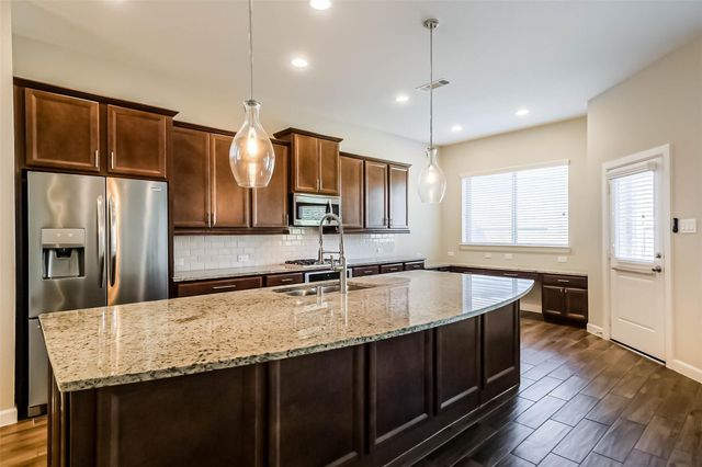 2014 Clyde Falls Drive, Richmond, TX 77469