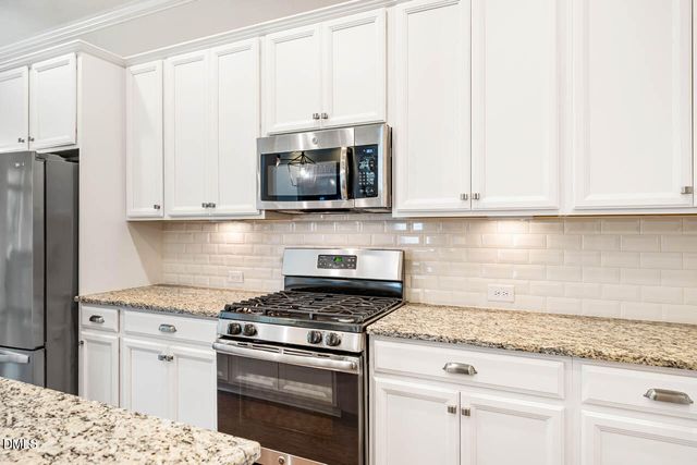 44 Rock Ledge Drive, Chapel Hill, NC 27516