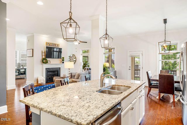 44 Rock Ledge Drive, Chapel Hill, NC 27516
