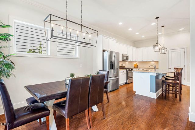 44 Rock Ledge Drive, Chapel Hill, NC 27516