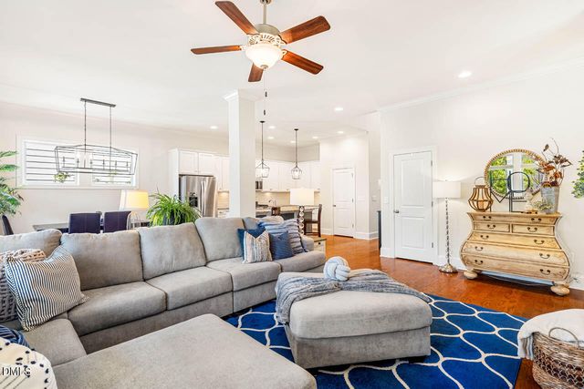 44 Rock Ledge Drive, Chapel Hill, NC 27516