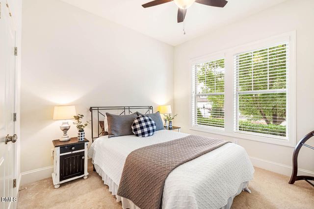 44 Rock Ledge Drive, Chapel Hill, NC 27516