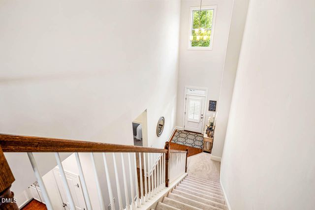 44 Rock Ledge Drive, Chapel Hill, NC 27516