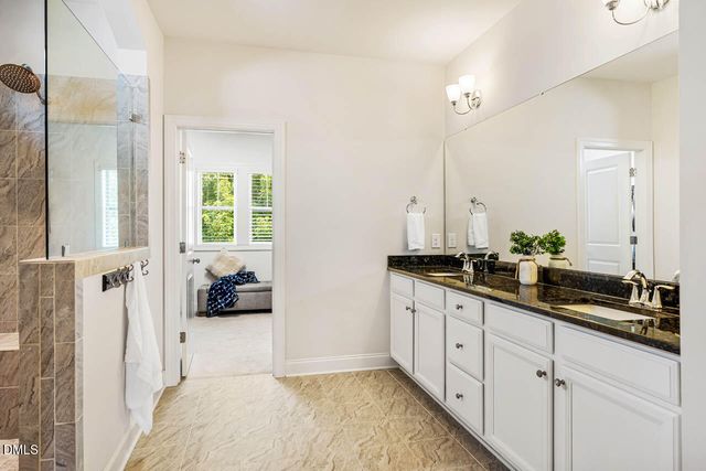 44 Rock Ledge Drive, Chapel Hill, NC 27516