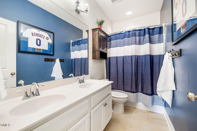 44 Rock Ledge Drive, Chapel Hill, NC 27516