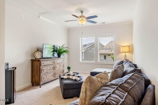 44 Rock Ledge Drive, Chapel Hill, NC 27516