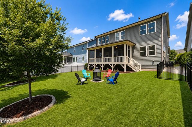 44 Rock Ledge Drive, Chapel Hill, NC 27516
