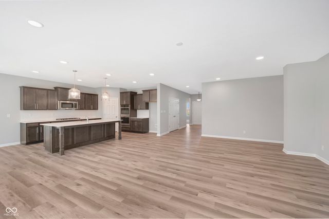 5226 Jacaranda Drive, Indianapolis, IN 46239