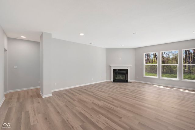 5226 Jacaranda Drive, Indianapolis, IN 46239
