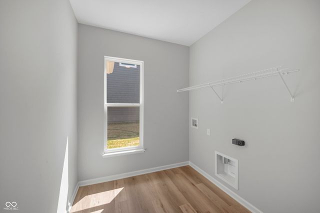 5226 Jacaranda Drive, Indianapolis, IN 46239