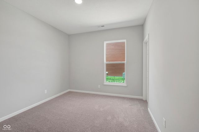 5226 Jacaranda Drive, Indianapolis, IN 46239