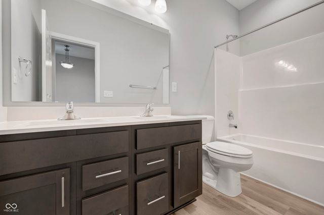 5226 Jacaranda Drive, Indianapolis, IN 46239