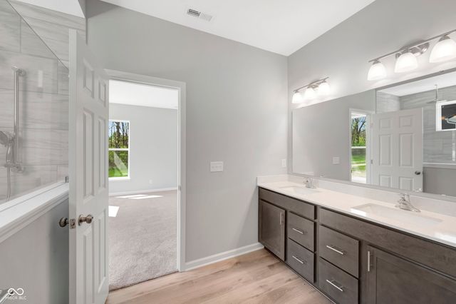 5226 Jacaranda Drive, Indianapolis, IN 46239