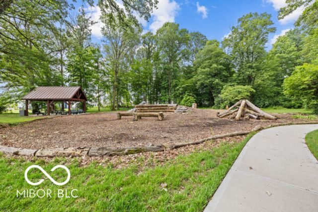 5226 Jacaranda Drive, Indianapolis, IN 46239