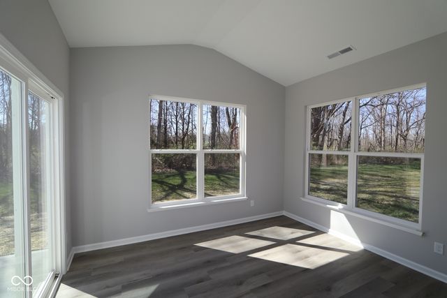 5226 Jacaranda Drive, Indianapolis, IN 46239