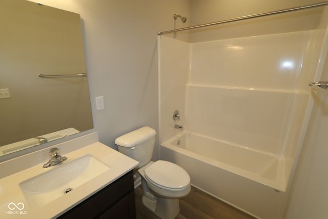 5226 Jacaranda Drive, Indianapolis, IN 46239