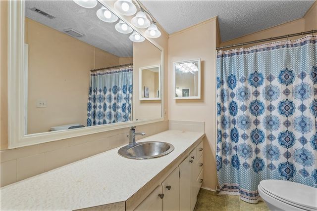 7635 Blackhawk Road, Micco, FL 32976