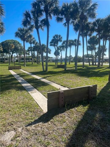 7635 Blackhawk Road, Micco, FL 32976