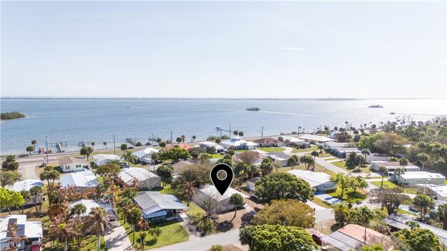 7635 Blackhawk Road, Micco, FL 32976