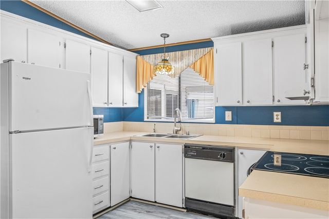 7635 Blackhawk Road, Micco, FL 32976