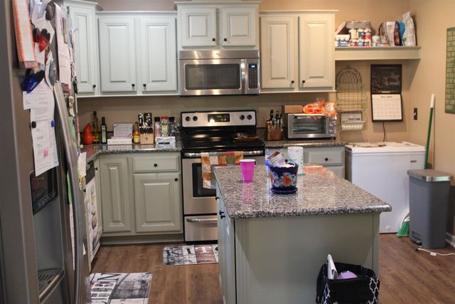 830 River Rd, Cowpens, SC 29330