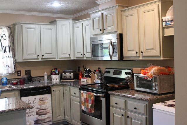 830 River Rd, Cowpens, SC 29330