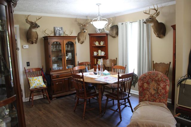 830 River Rd, Cowpens, SC 29330