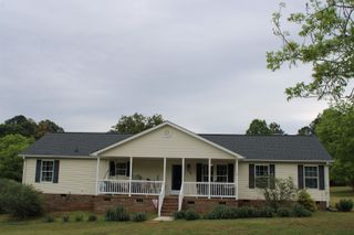 830 River Rd, Cowpens, SC 29330