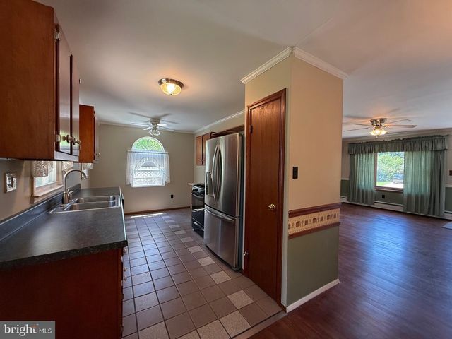 14221 FISHER AVE, Woodbridge, VA 22191