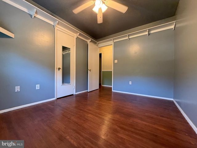14221 FISHER AVE, Woodbridge, VA 22191