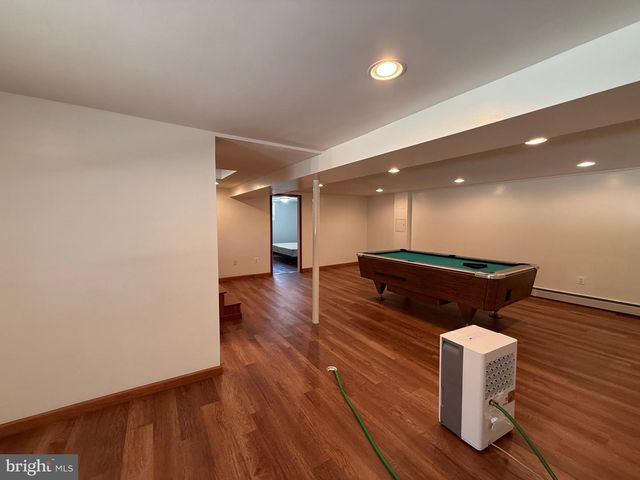 14221 FISHER AVE, Woodbridge, VA 22191