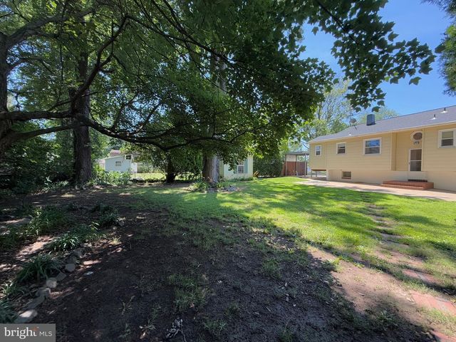 14221 FISHER AVE, Woodbridge, VA 22191