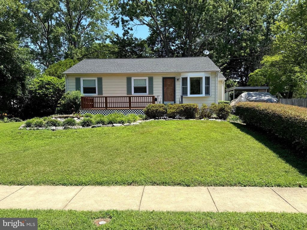 14221 FISHER AVE, Woodbridge, VA 22191