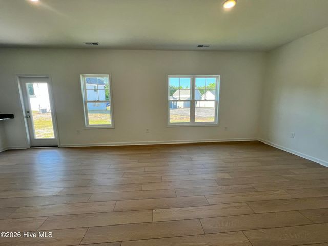 530 Bartley Street, Vass, NC 28394
