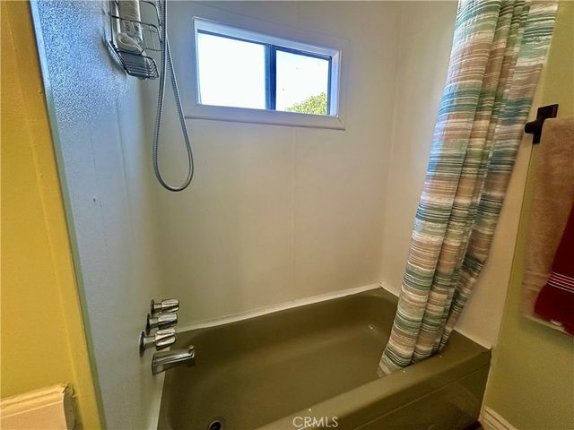 1045 N Azusa 145, Covina, CA 91722
