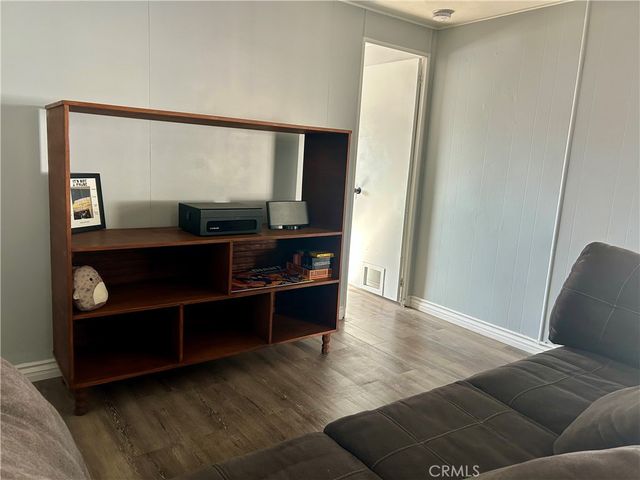 1045 N Azusa 145, Covina, CA 91722