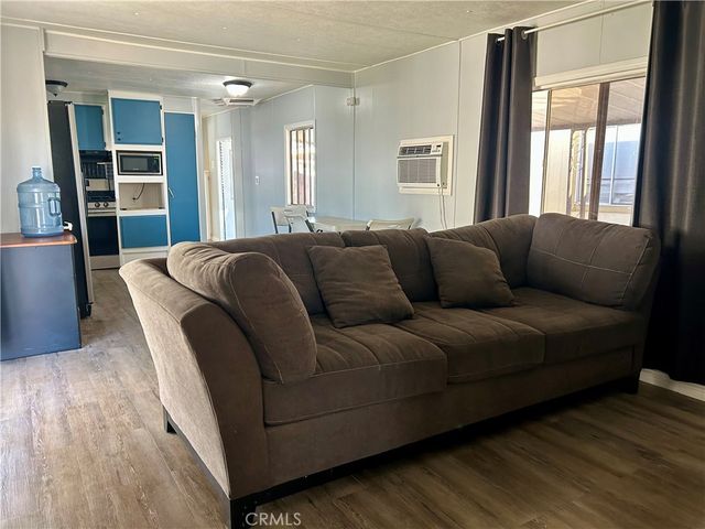 1045 N Azusa 145, Covina, CA 91722