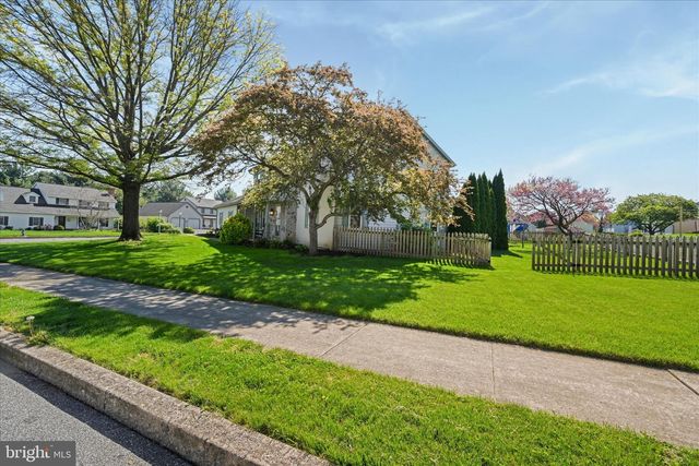 1032 CLEARVIEW AVE, Ephrata, PA 17522