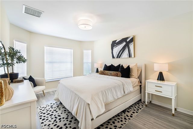 9512 Blue Stone CIR, Fort Myers, FL 33913
