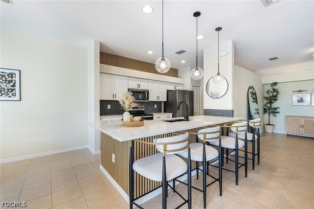 9512 Blue Stone CIR, Fort Myers, FL 33913